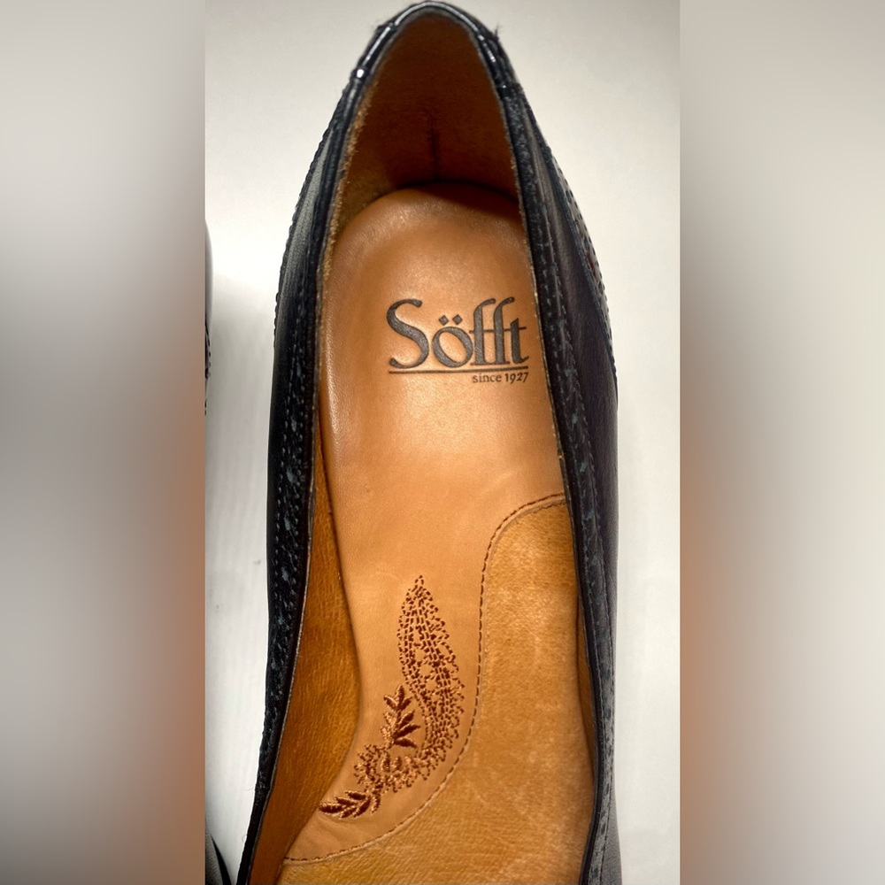 Black Womens Leather Mid Heel Pumps with Bow Detail - Picture 5 of 7